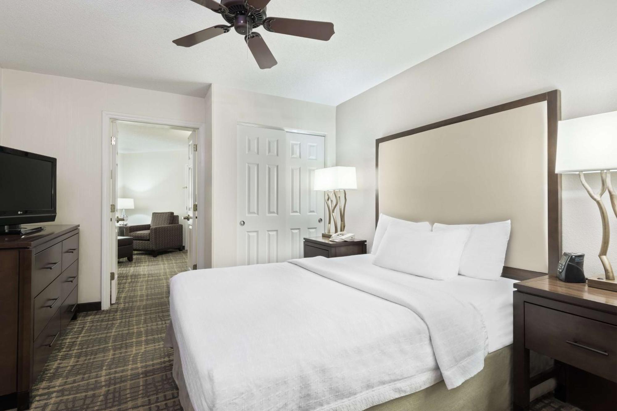 Homewood Suites By Hilton Raleigh/Crabtree Valley Exterior photo