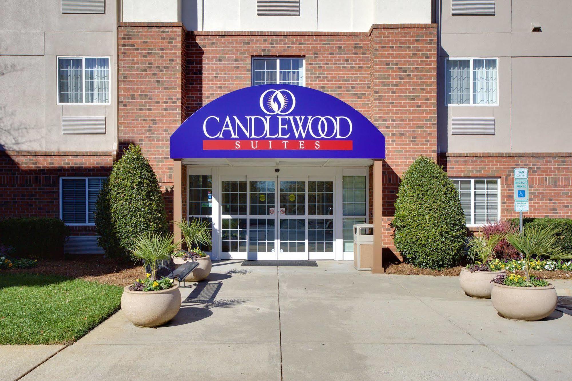 Homewood Suites By Hilton Raleigh/Crabtree Valley Exterior photo